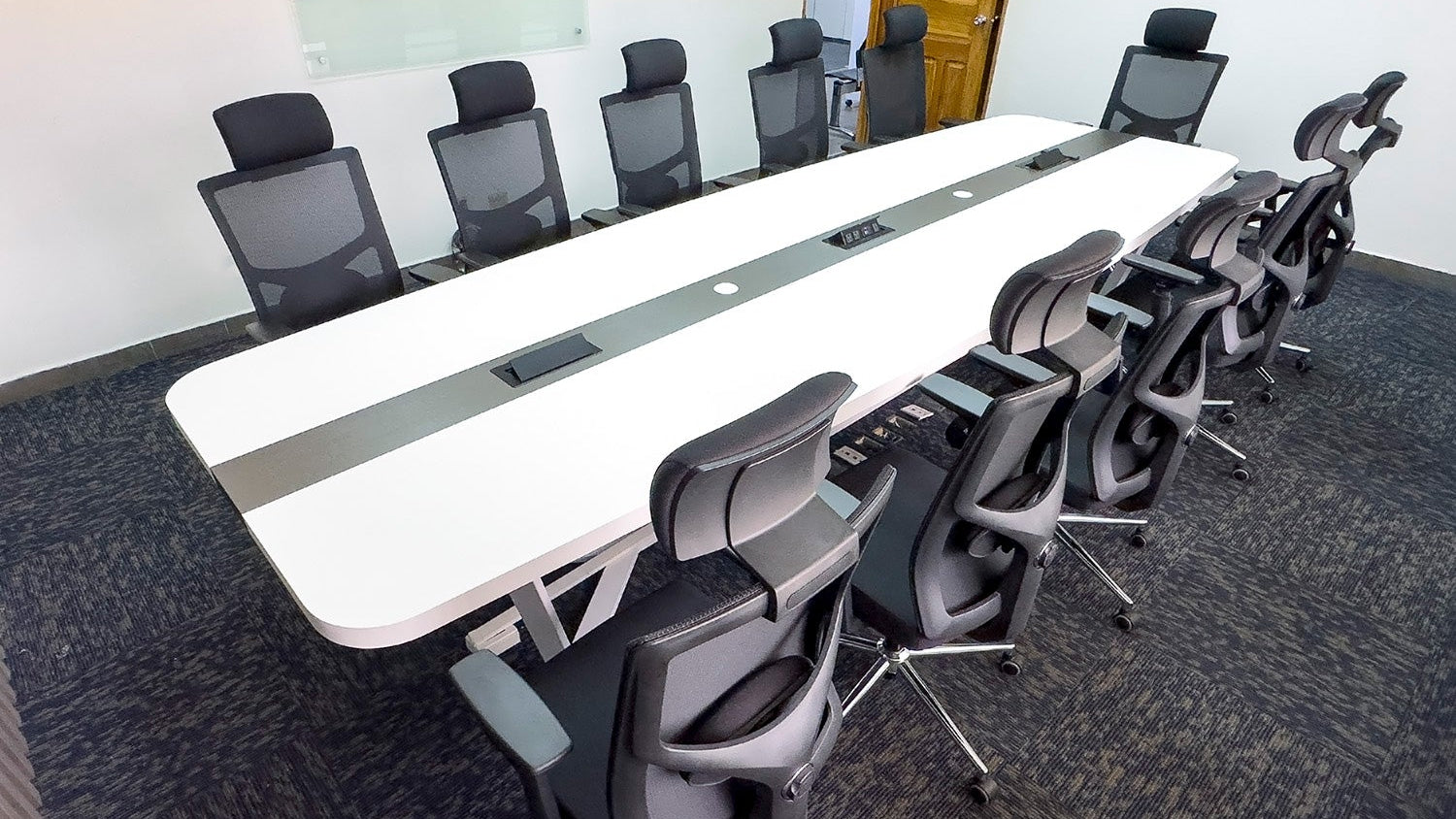Mobiliario para salas de reuniones.