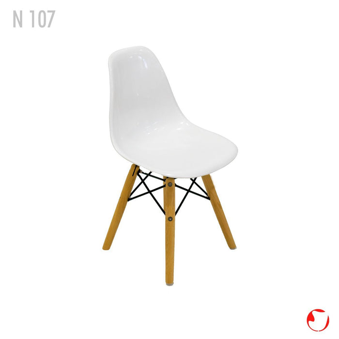 N-107 Silla niño Eames Eiffel